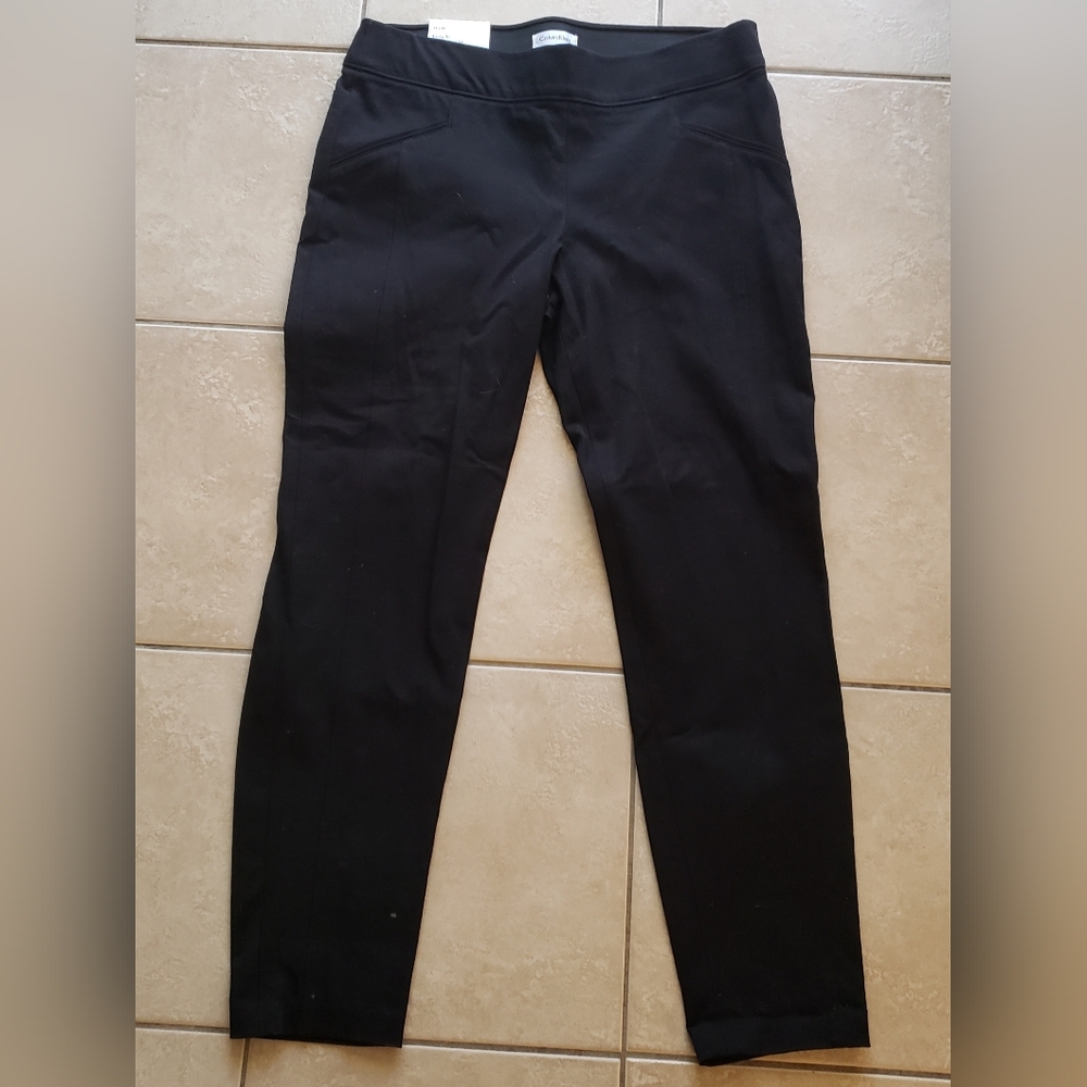 🔥 NWT Calvin Klein Body Fit Skinny Pants 12x29